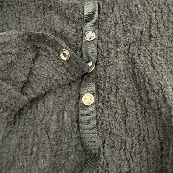 J Jill Top Women Large Black Long Sleeve Snap Button Up Crinkle Lightweight - Picture 5 of 11